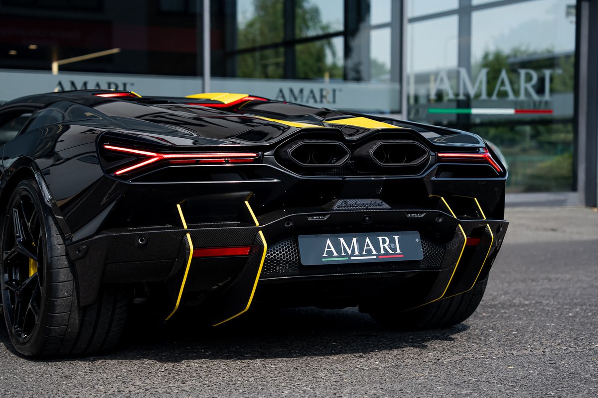 LAMBORGHINI REVUELTO PHEV S-A