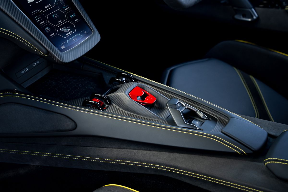 LAMBORGHINI REVUELTO PHEV S-A