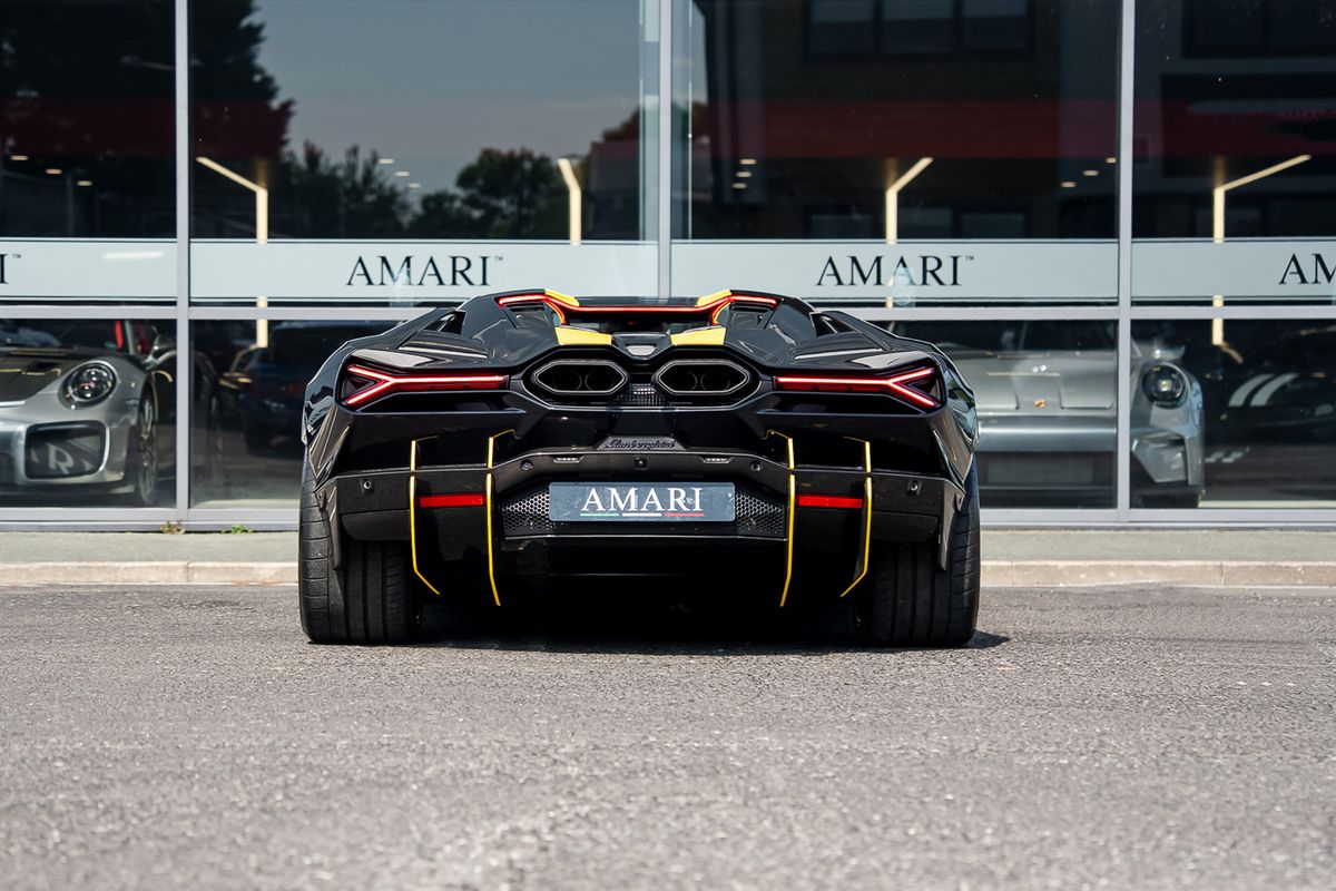 LAMBORGHINI REVUELTO PHEV S-A