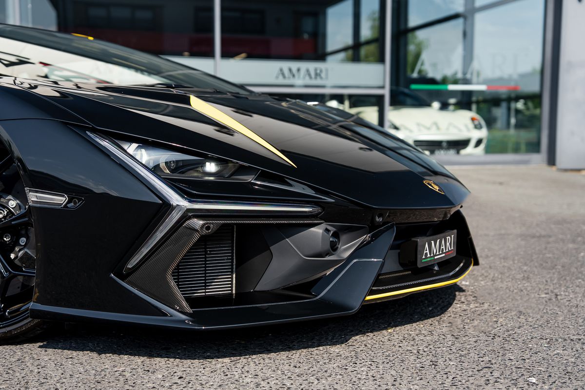 LAMBORGHINI REVUELTO PHEV S-A