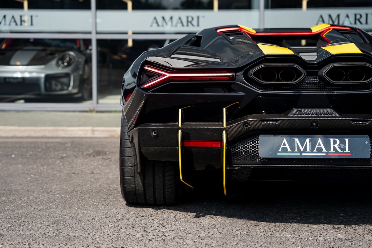 LAMBORGHINI REVUELTO PHEV S-A
