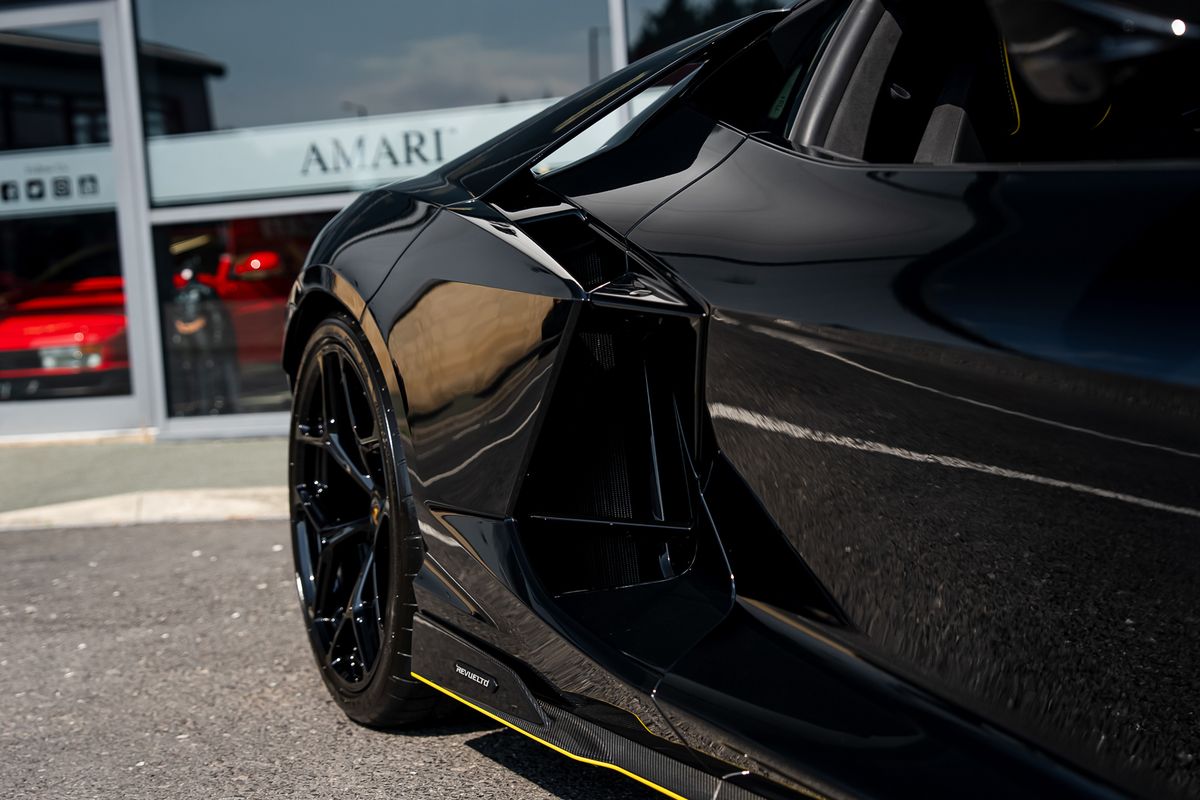 LAMBORGHINI REVUELTO PHEV S-A