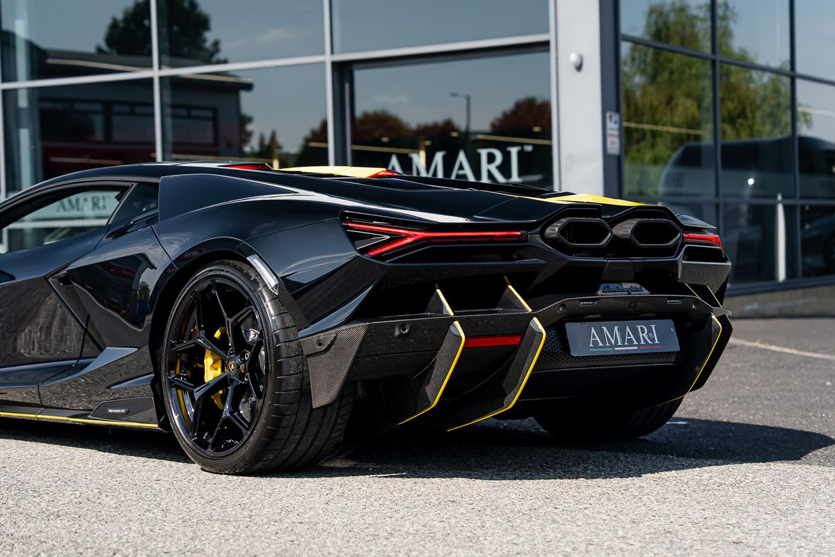 LAMBORGHINI REVUELTO PHEV S-A