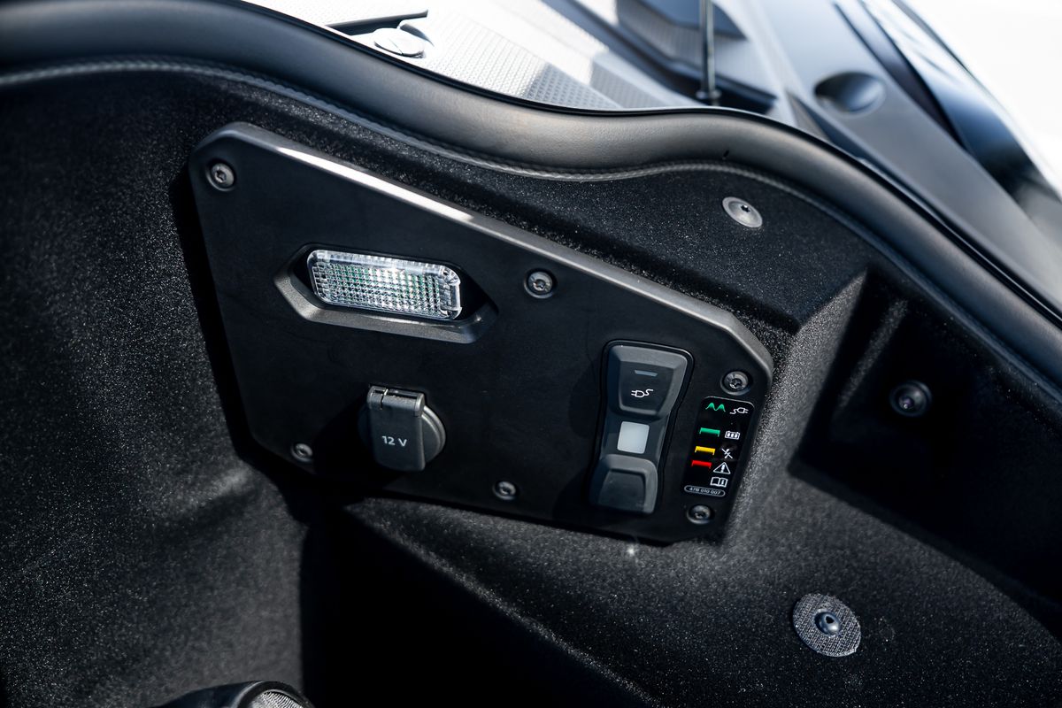LAMBORGHINI REVUELTO PHEV S-A