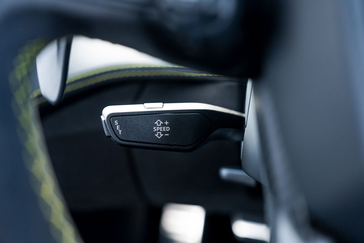 LAMBORGHINI REVUELTO PHEV S-A