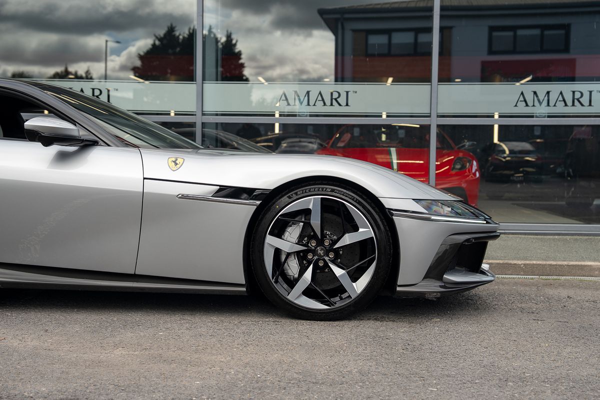 Ferrari 12 CILINDRI CAVALLINO V12 V12 C