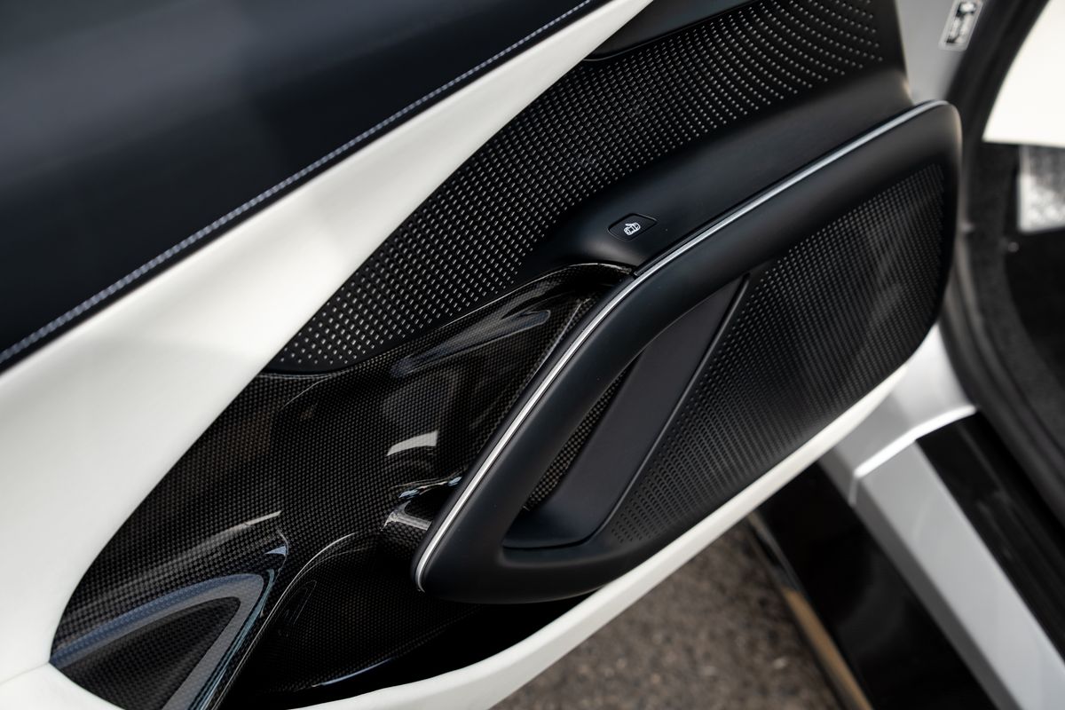 Ferrari 12 CILINDRI CAVALLINO V12 V12 C