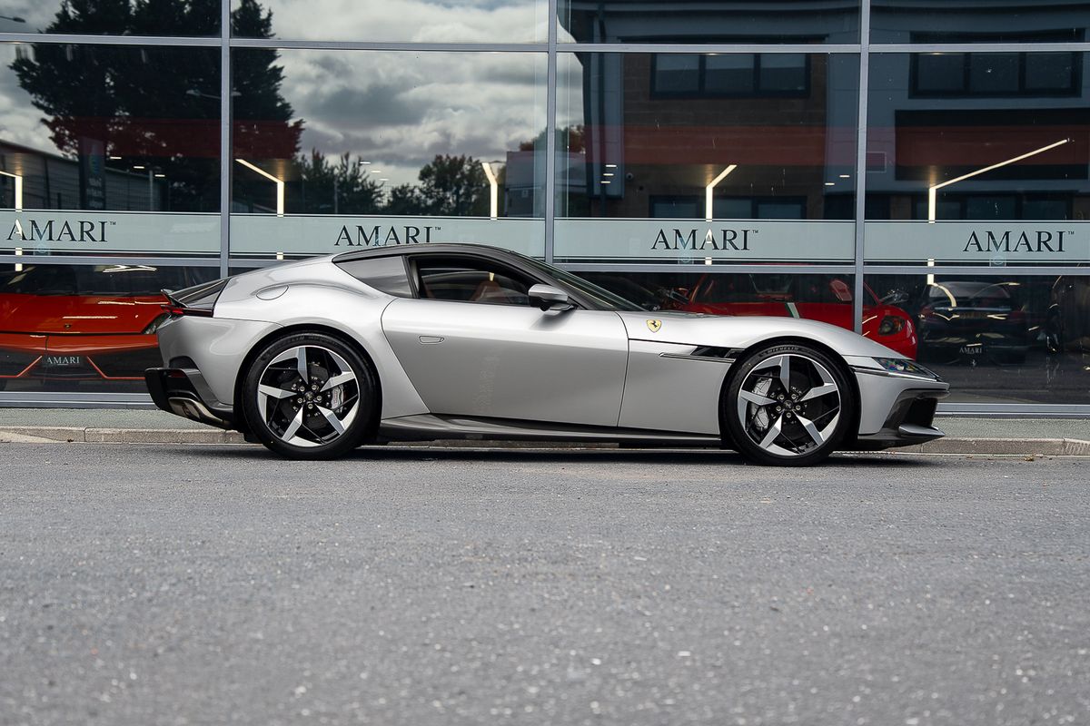 Ferrari 12 CILINDRI CAVALLINO V12 V12 C