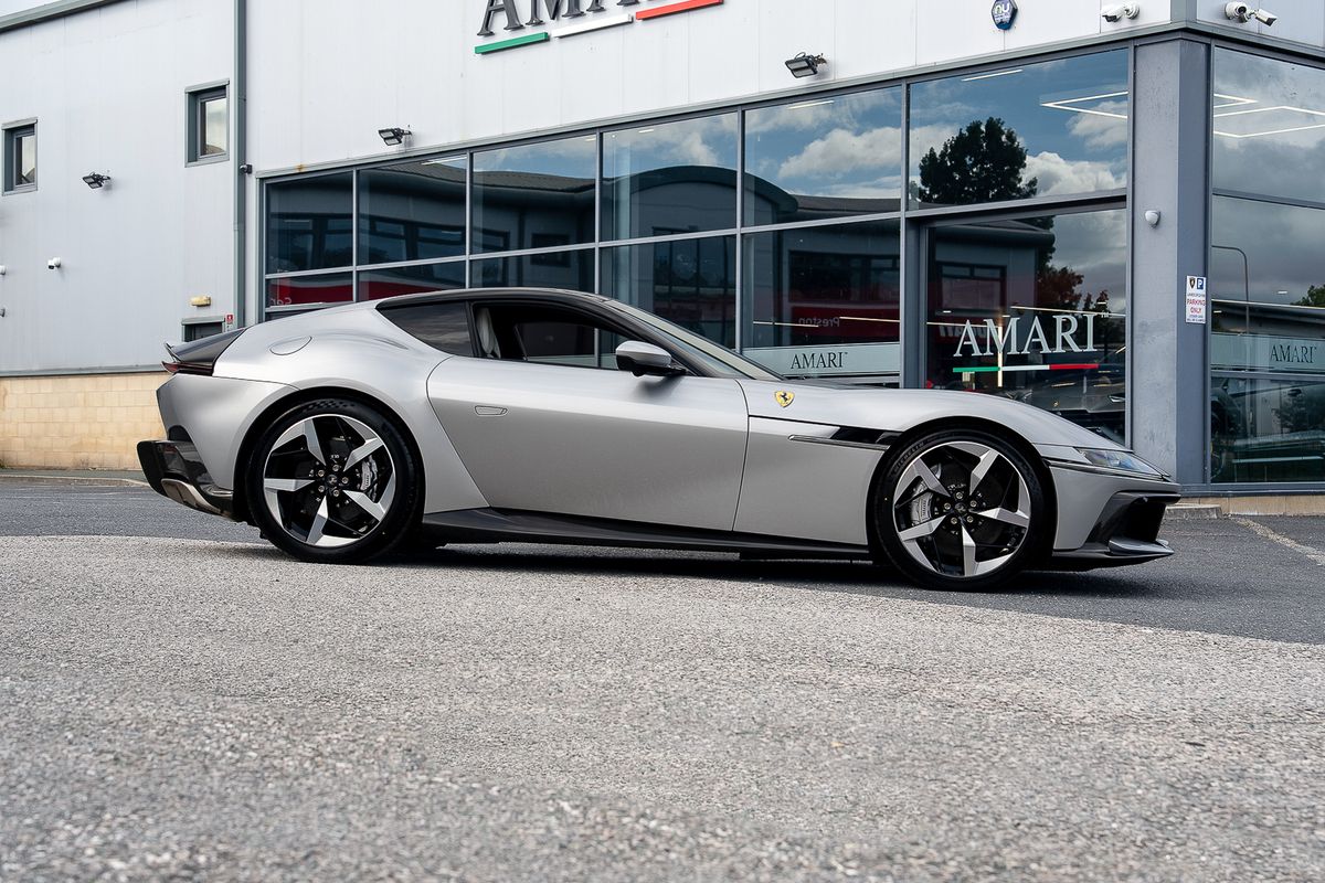 Ferrari 12 CILINDRI CAVALLINO V12 V12 C