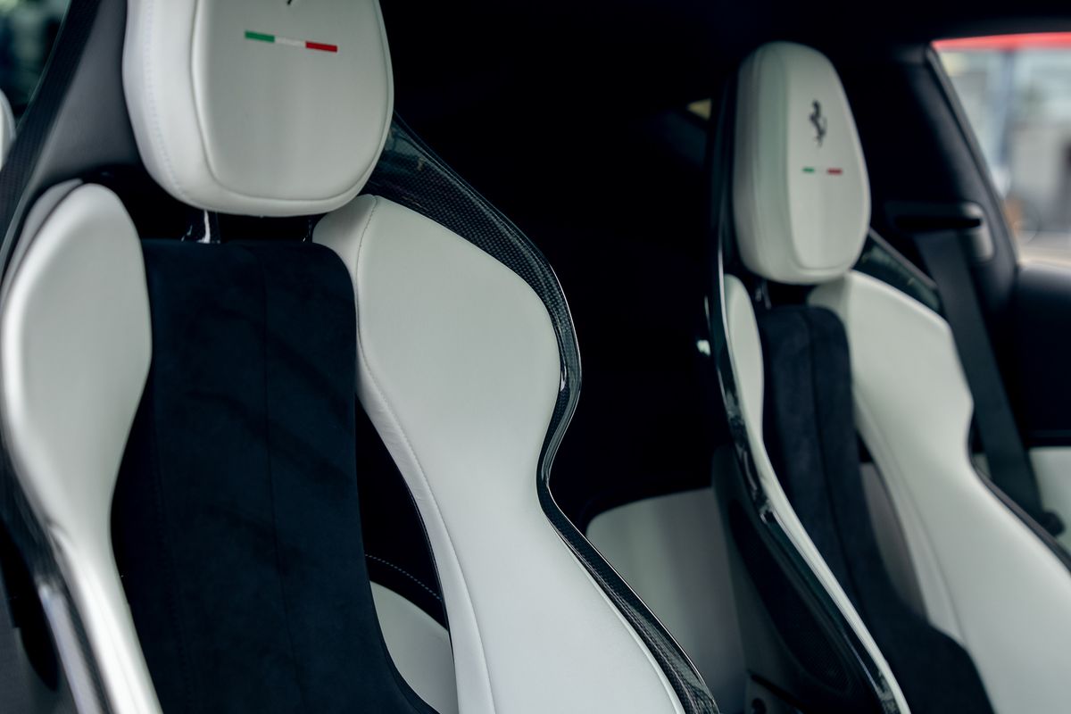 Ferrari 12 CILINDRI CAVALLINO V12 V12 C
