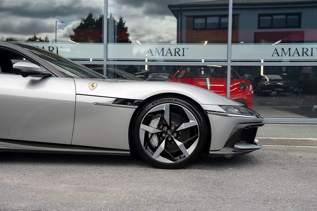 Ferrari 12 CILINDRI CAVALLINO V12 V12 C
