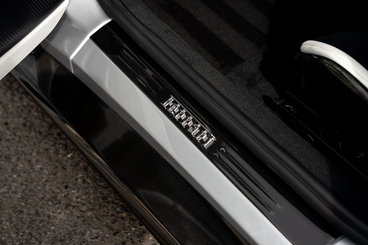 Ferrari 12 CILINDRI CAVALLINO V12 V12 C
