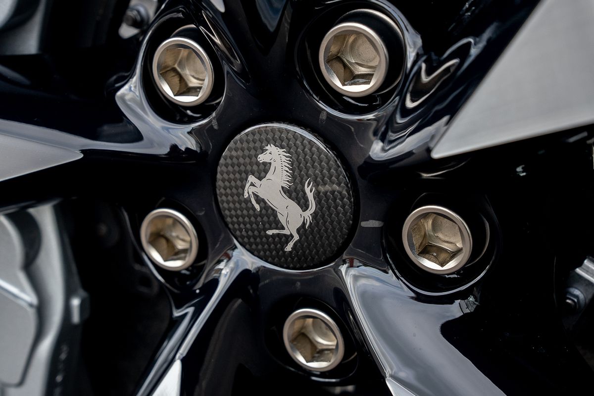 Ferrari 12 CILINDRI CAVALLINO V12 V12 C