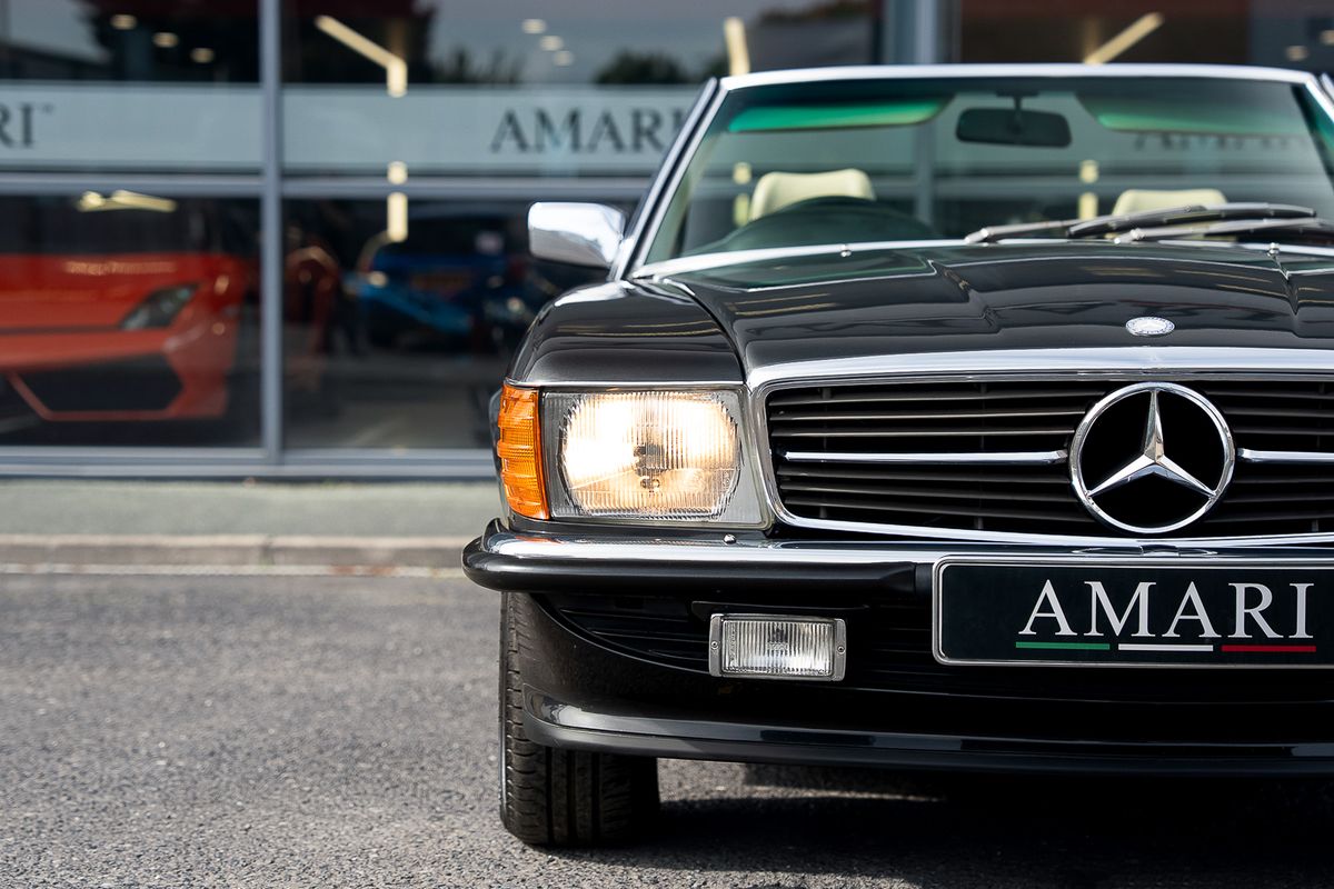 MERCEDES BENZ 500 SL (R107)
