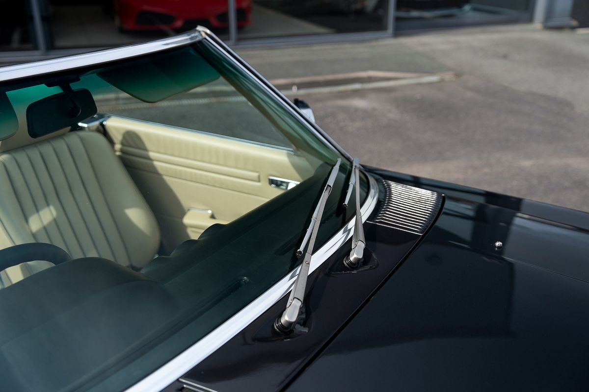 MERCEDES BENZ 500 SL (R107)