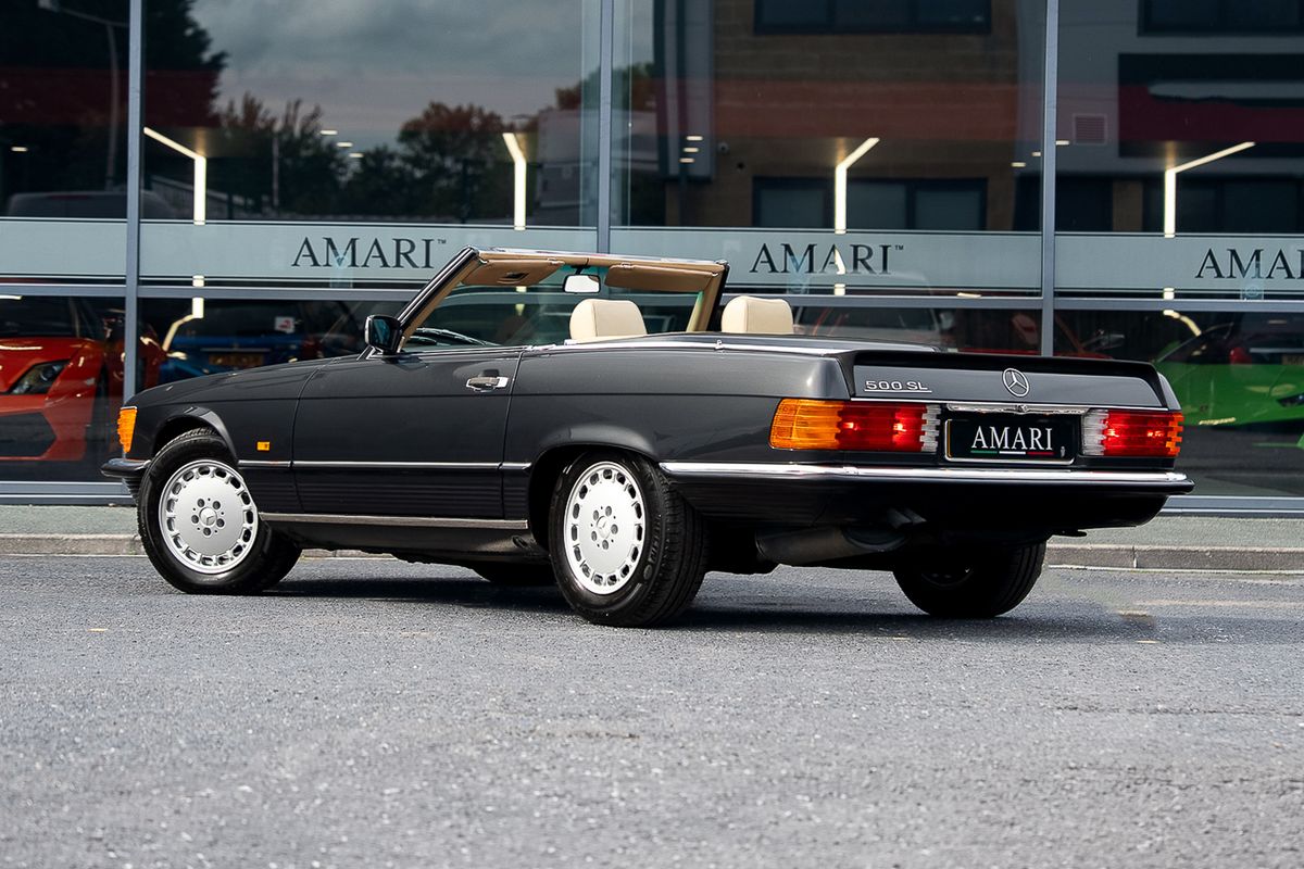 MERCEDES BENZ 500 SL (R107)