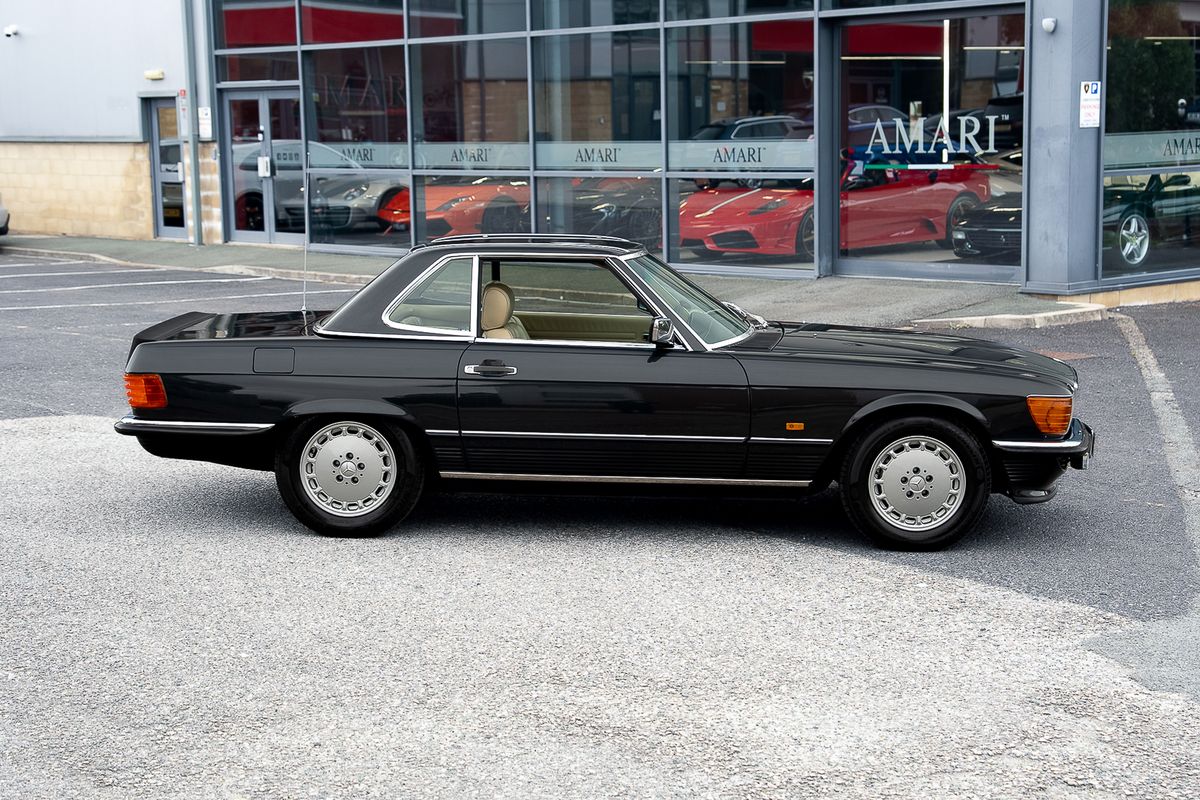 MERCEDES BENZ 500 SL (R107)