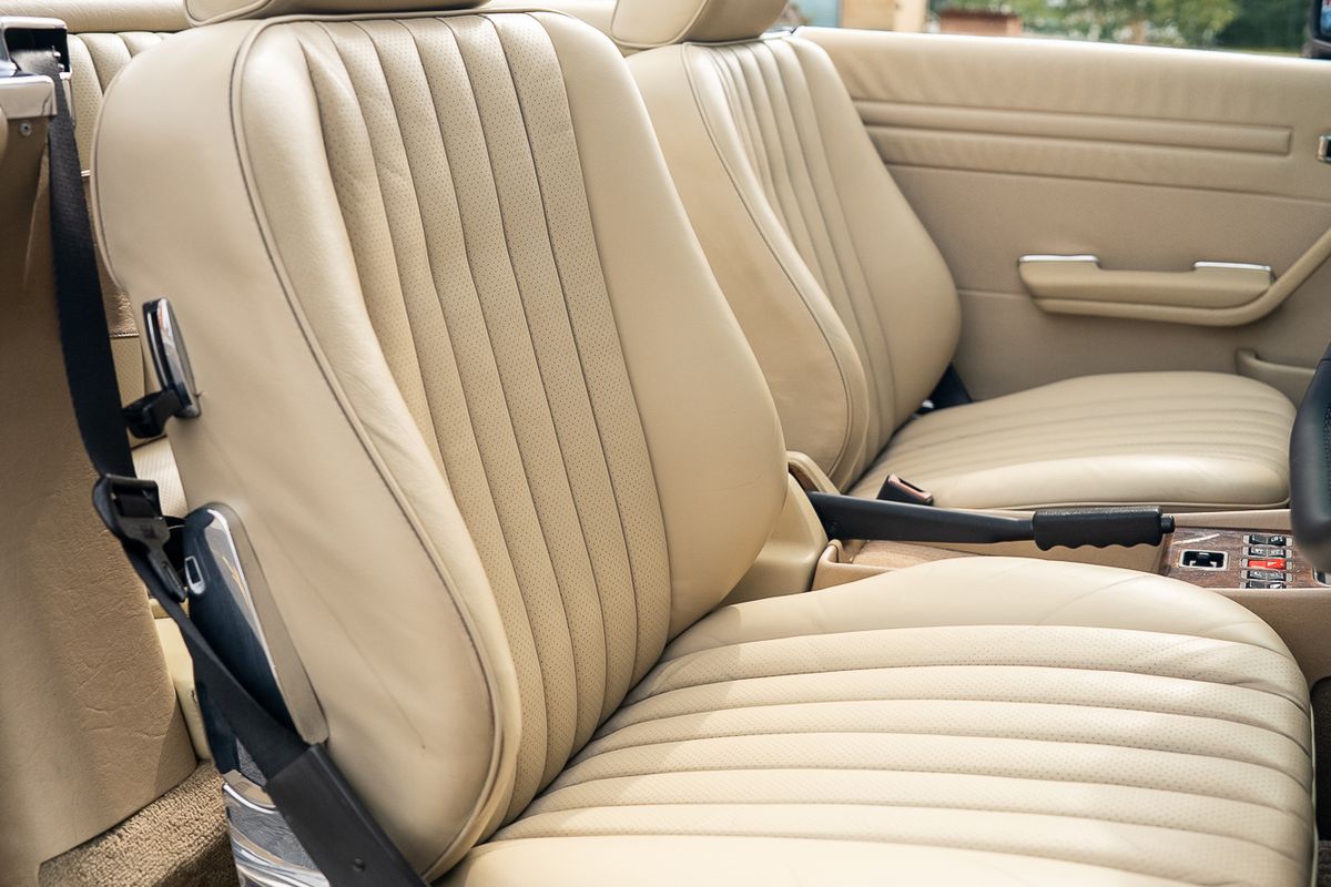 MERCEDES BENZ SL500 V8 R107