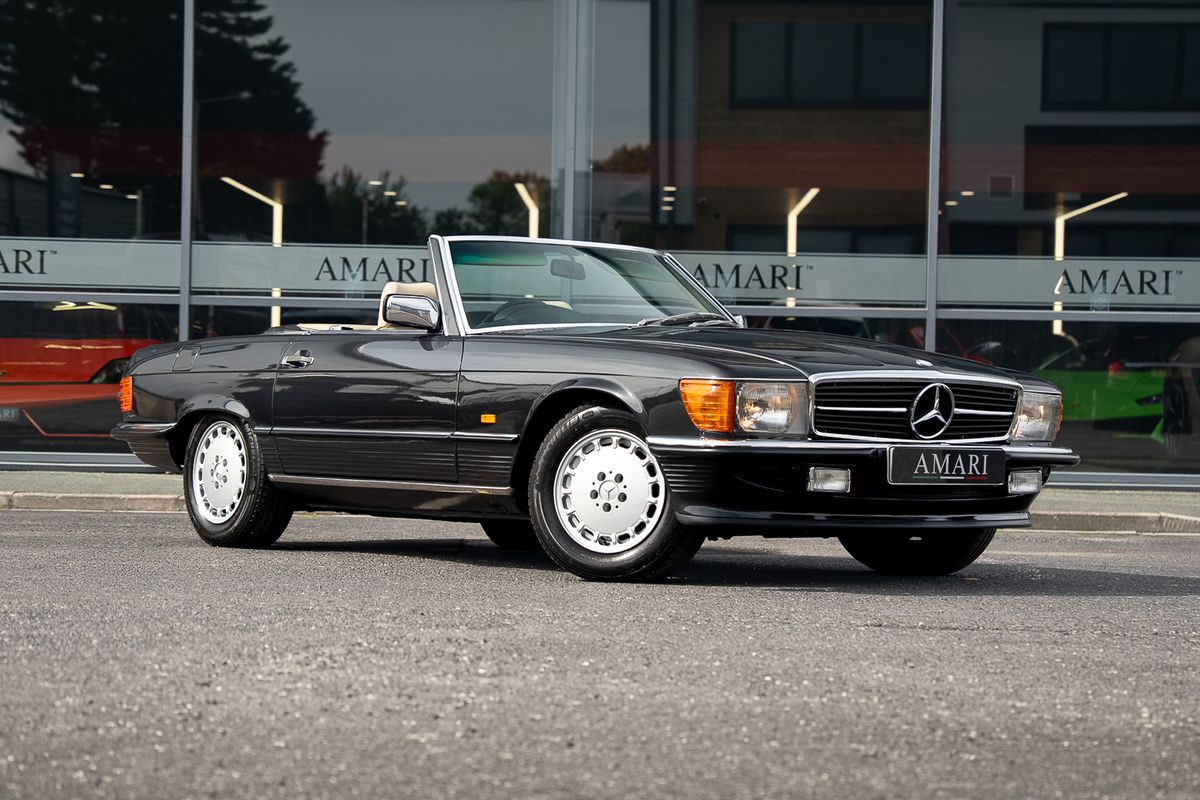 MERCEDES BENZ SL500 V8 R107
