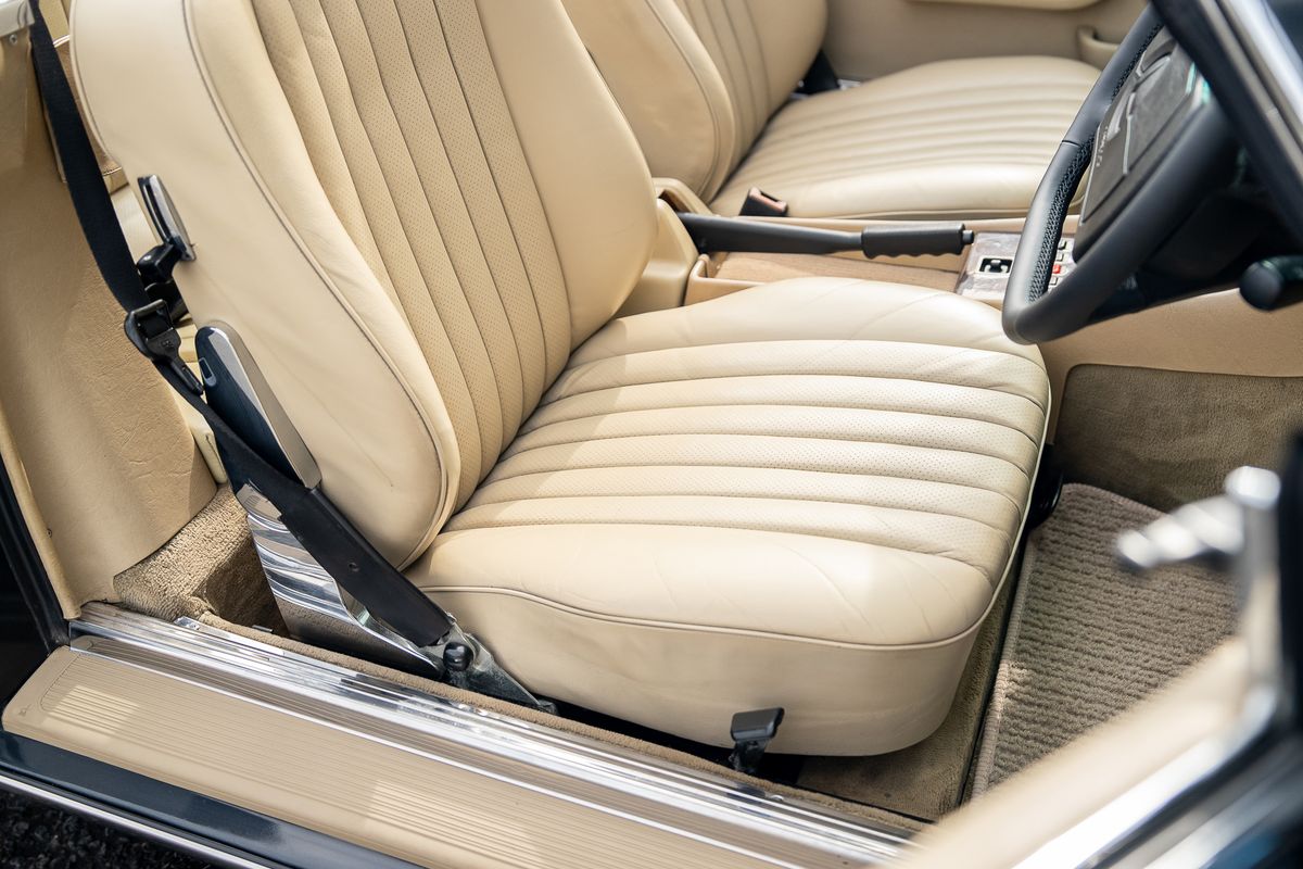 MERCEDES BENZ SL500 V8 R107
