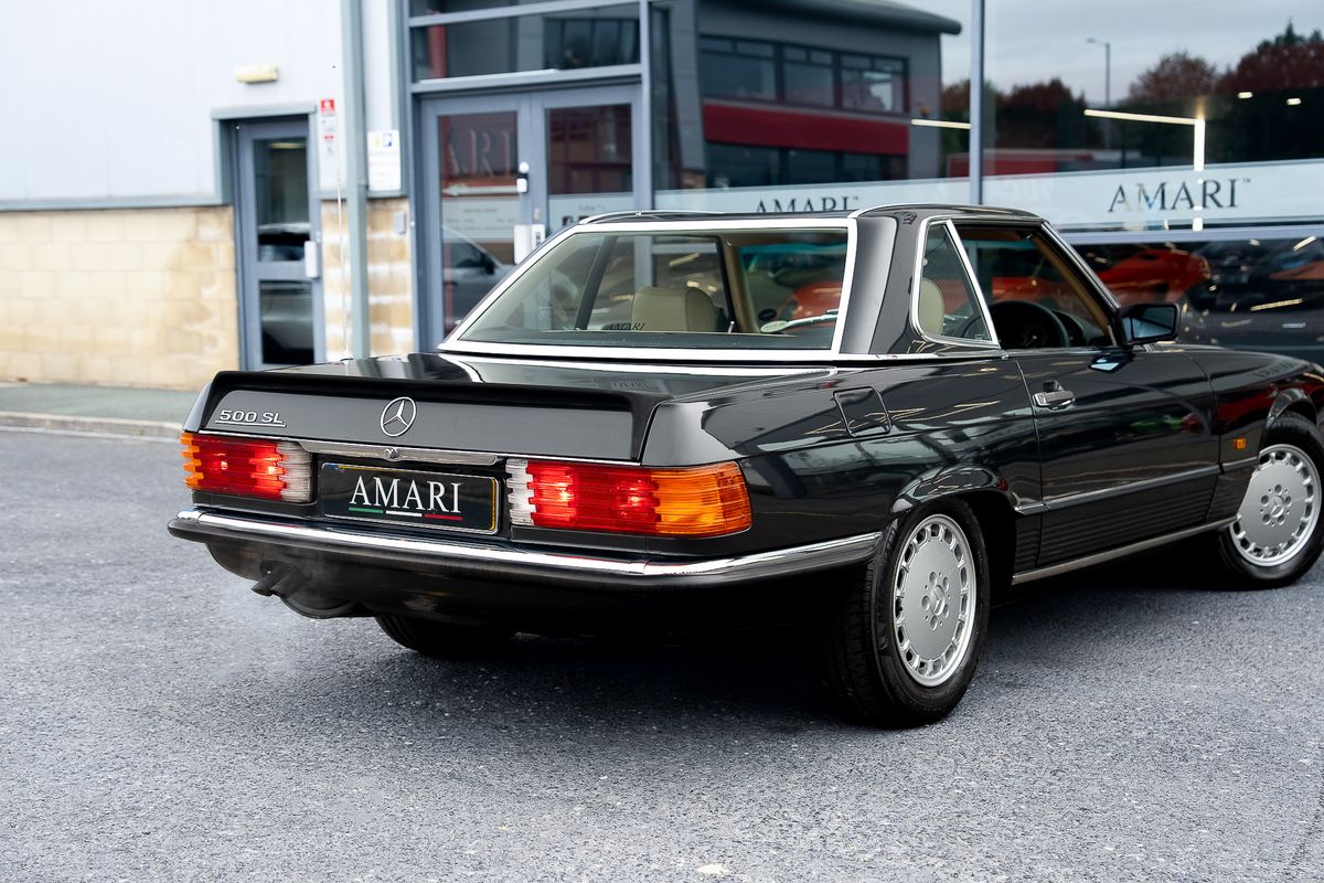 MERCEDES BENZ 500 SL (R107)
