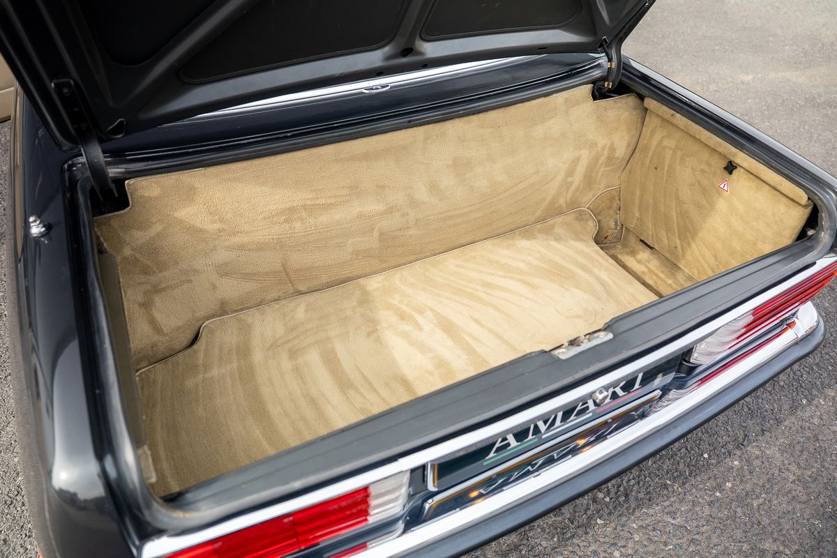MERCEDES BENZ SL500 V8 R107