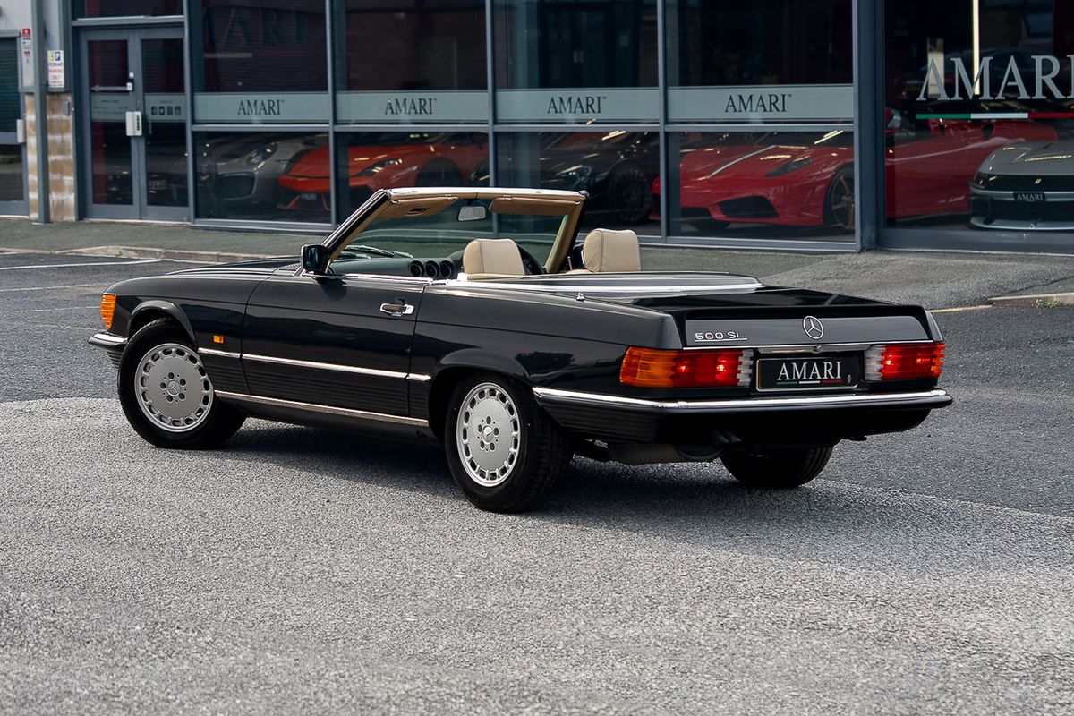 MERCEDES BENZ 500 SL (R107)