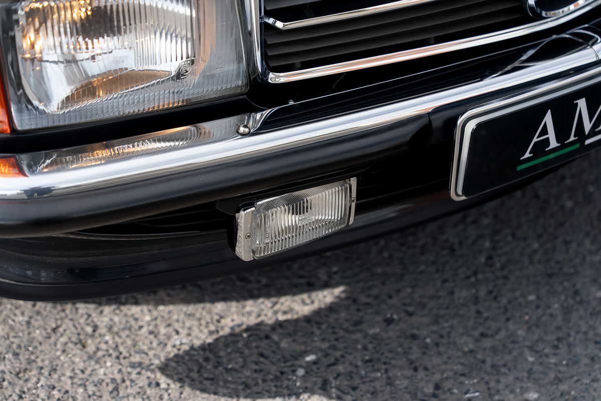 MERCEDES BENZ 500 SL (R107)