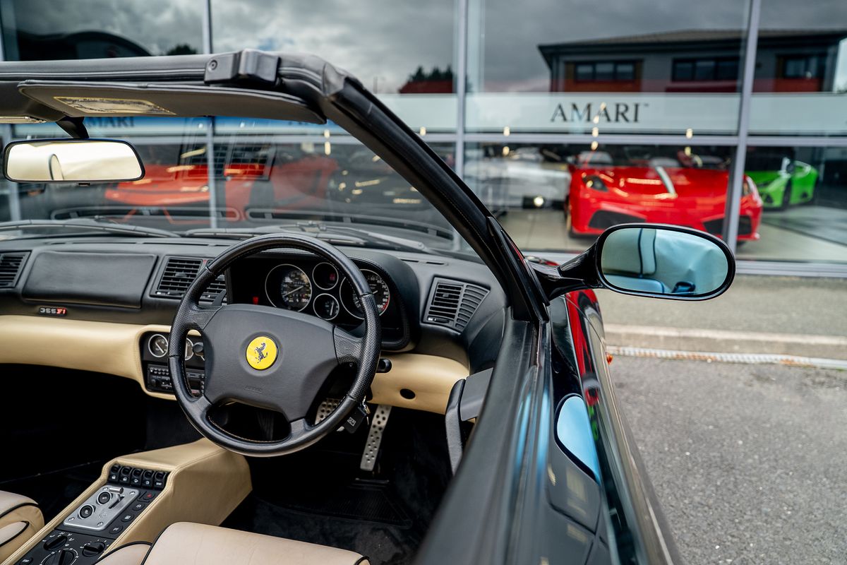 FERRARI F355 F1 SPYDER