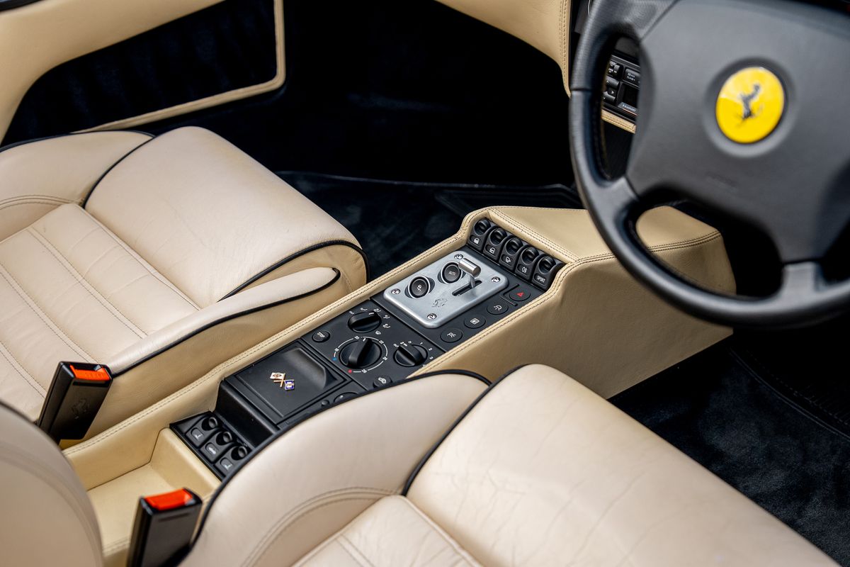 FERRARI F355 F1 SPYDER