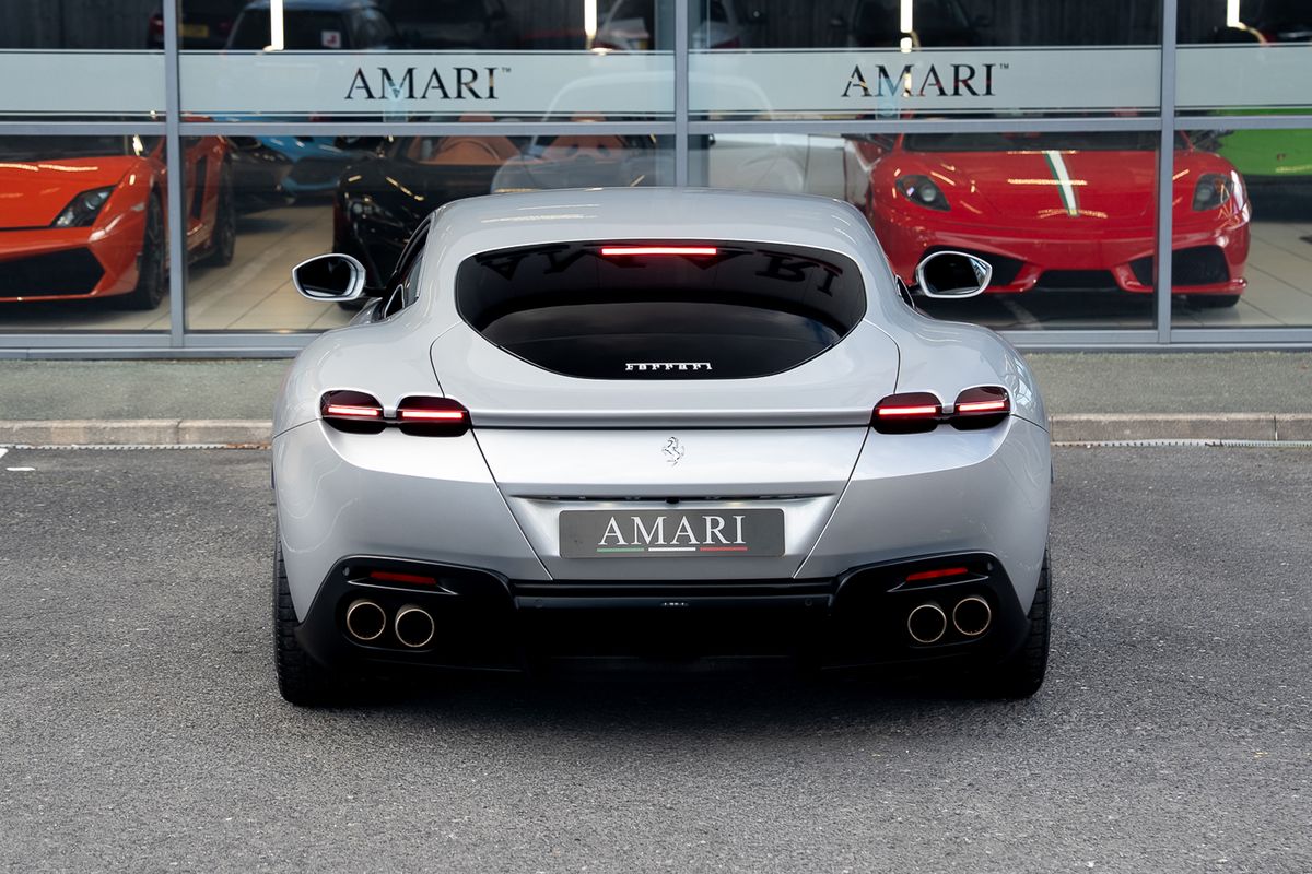 FERRARI ROMA SEMI - AUTO V8