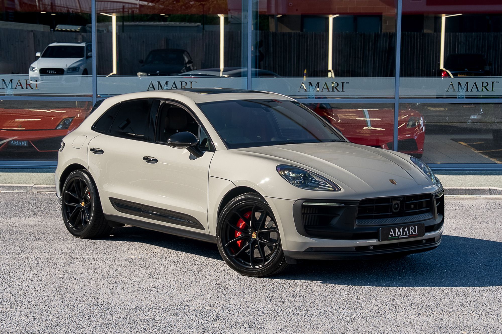 2023 Porsche Macan GTS Semi-A...