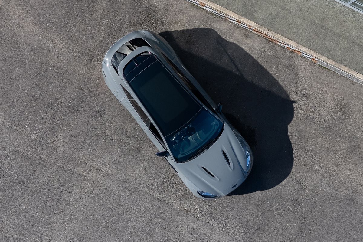 ASTON MARTIN DBX V8 AUTO