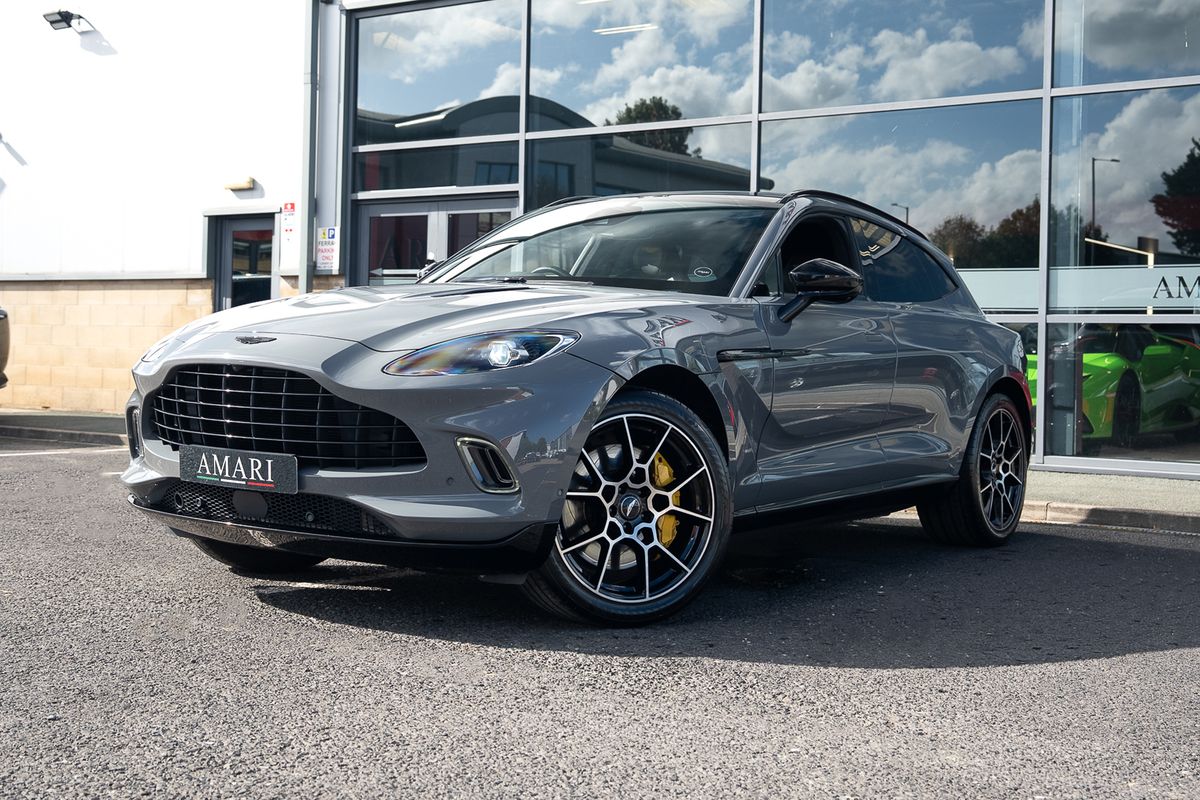 ASTON MARTIN DBX V8 AUTO
