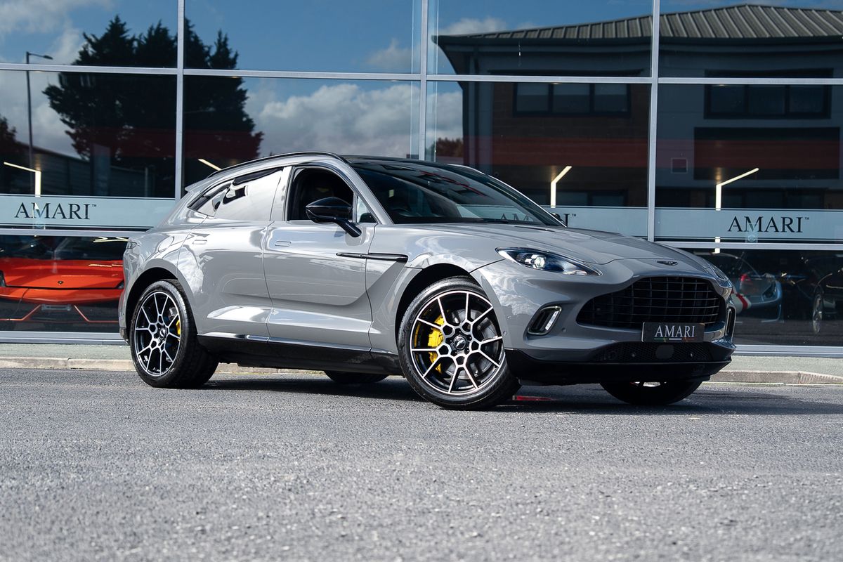 ASTON MARTIN DBX V8 AUTO