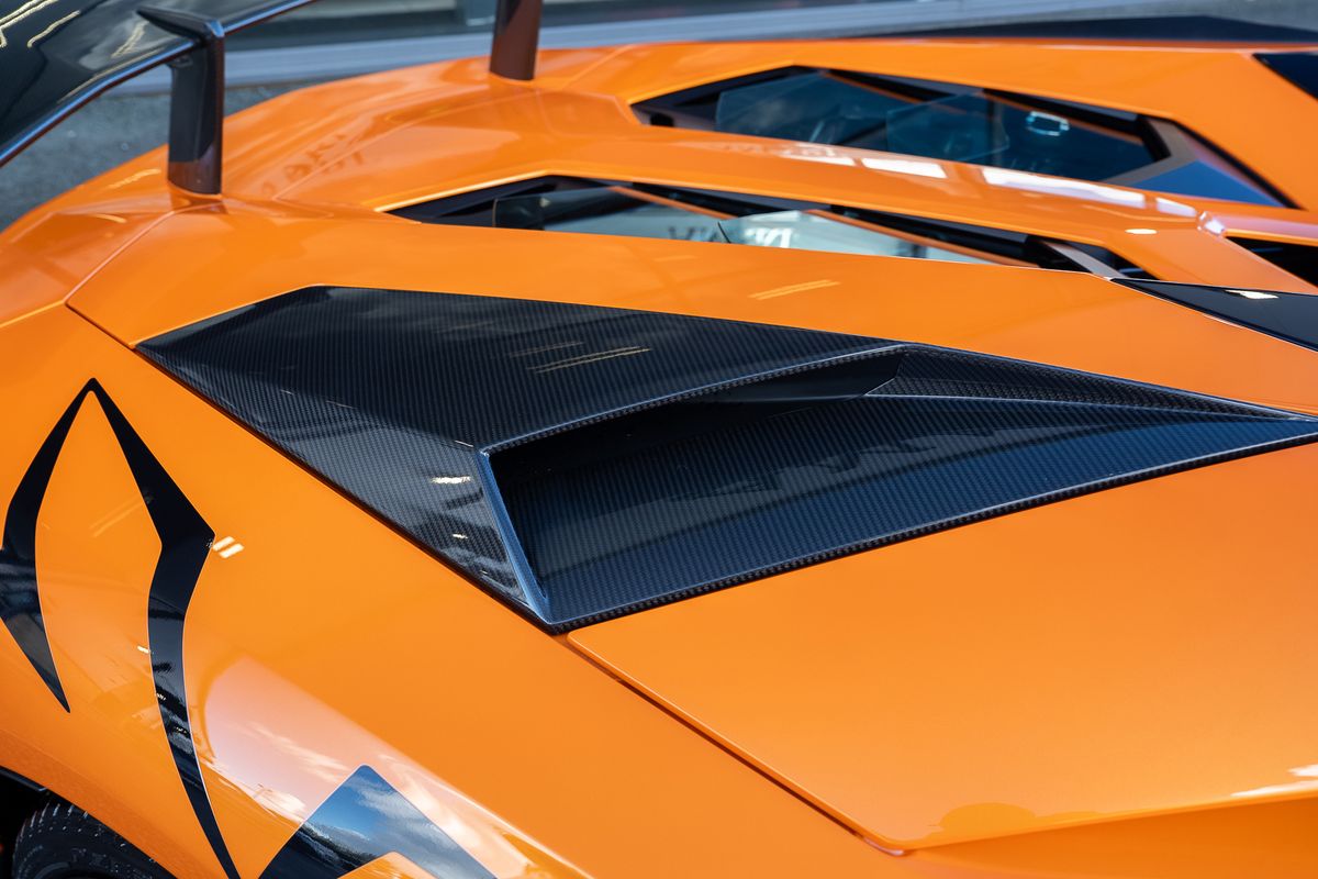 LAMBORGHINI AVENTADOR LP 750-4 SV ROADSTER
