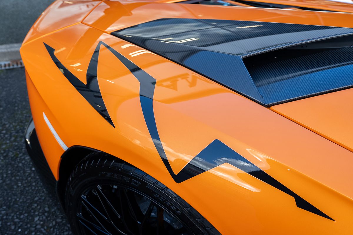 LAMBORGHINI AVENTADOR LP 750-4 SV ROADSTER