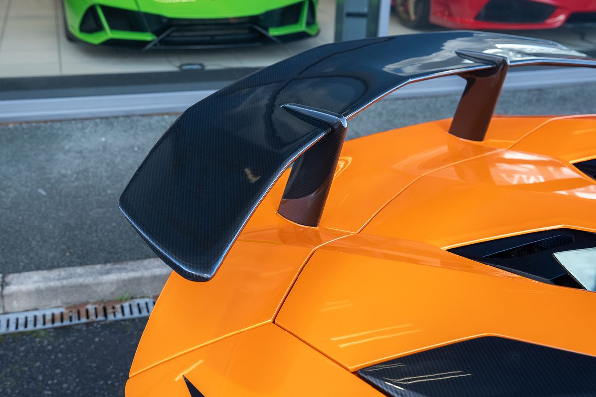 LAMBORGHINI AVENTADOR LP 750-4 SV ROADSTER