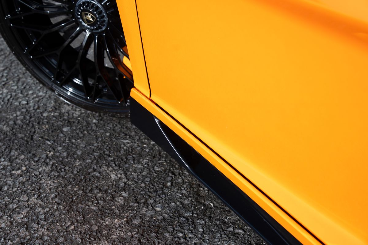 LAMBORGHINI AVENTADOR LP 750-4 SV ROADSTER