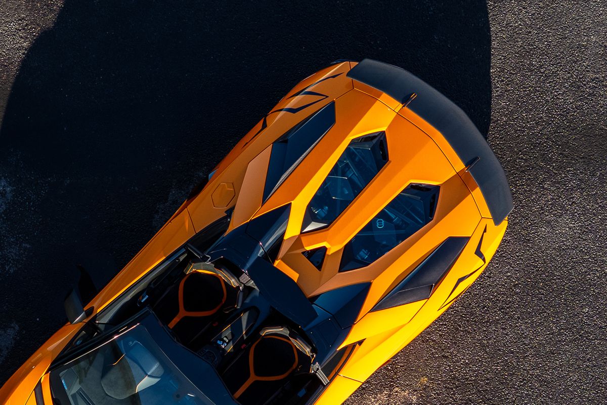LAMBORGHINI AVENTADOR SV ROADSTER LP 750-4