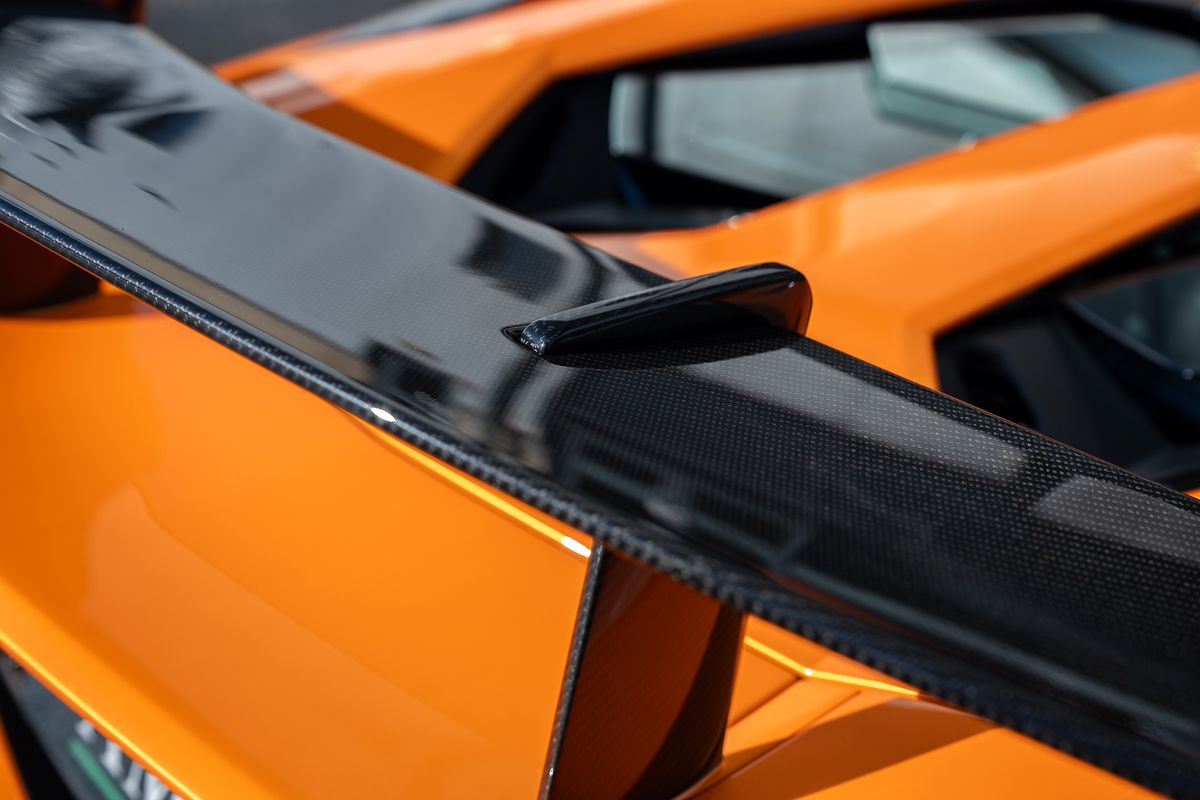 LAMBORGHINI AVENTADOR LP 750-4 SV ROADSTER