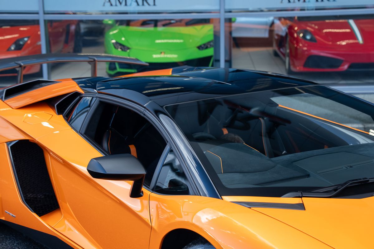 LAMBORGHINI AVENTADOR LP 750-4 SV ROADSTER