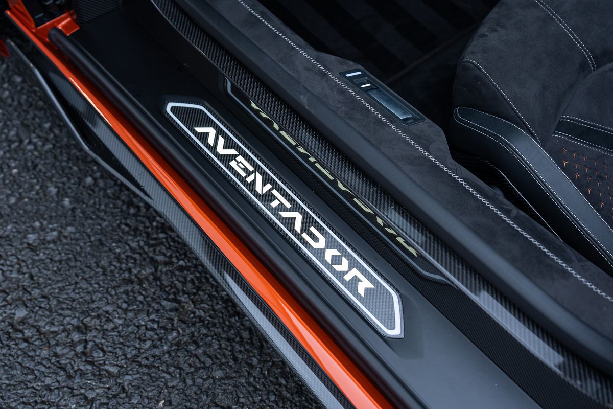 LAMBORGHINI AVENTADOR LP 780-4 ULTIMAE ROADSTER