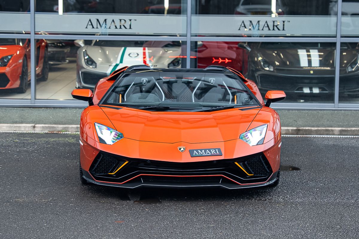 LAMBORGHINI AVENTADOR LP 780-4 ULTIMAE ROADSTER