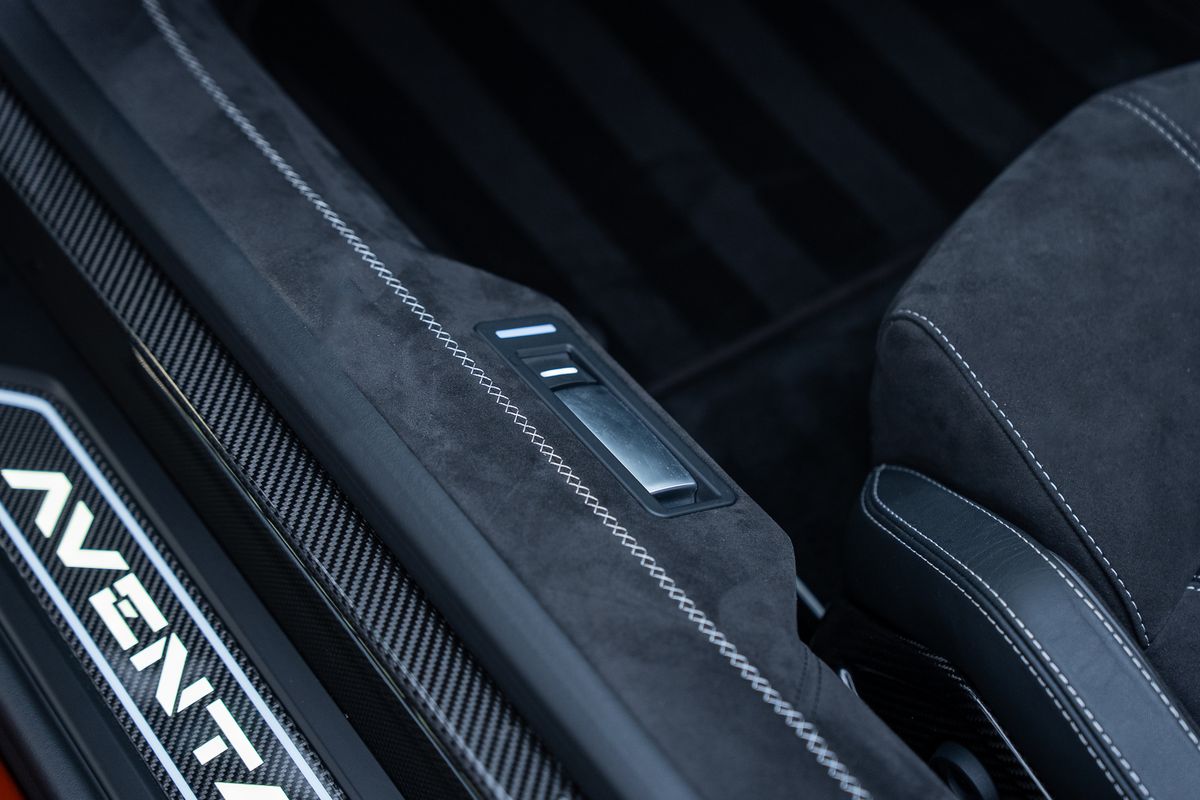 LAMBORGHINI AVENTADOR LP 780-4 ULTIMAE ROADSTER