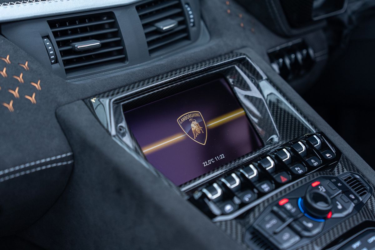 LAMBORGHINI AVENTADOR LP 780-4 ULTIMAE ROADSTER