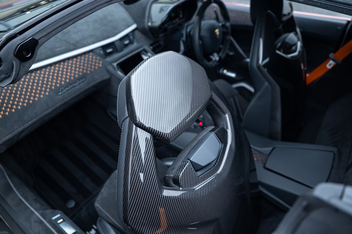 LAMBORGHINI AVENTADOR LP 780-4 ULTIMAE ROADSTER