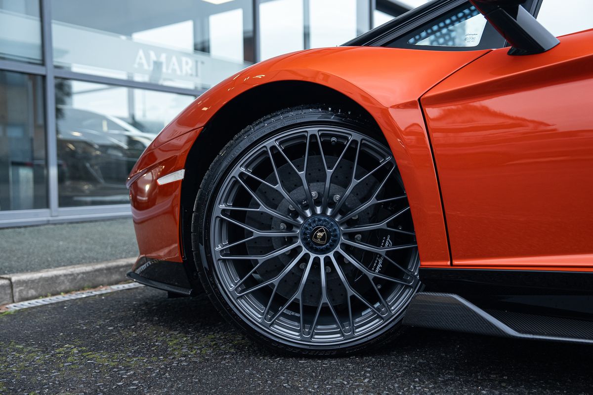 LAMBORGHINI AVENTADOR LP 780-4 ULTIMAE ROADSTER