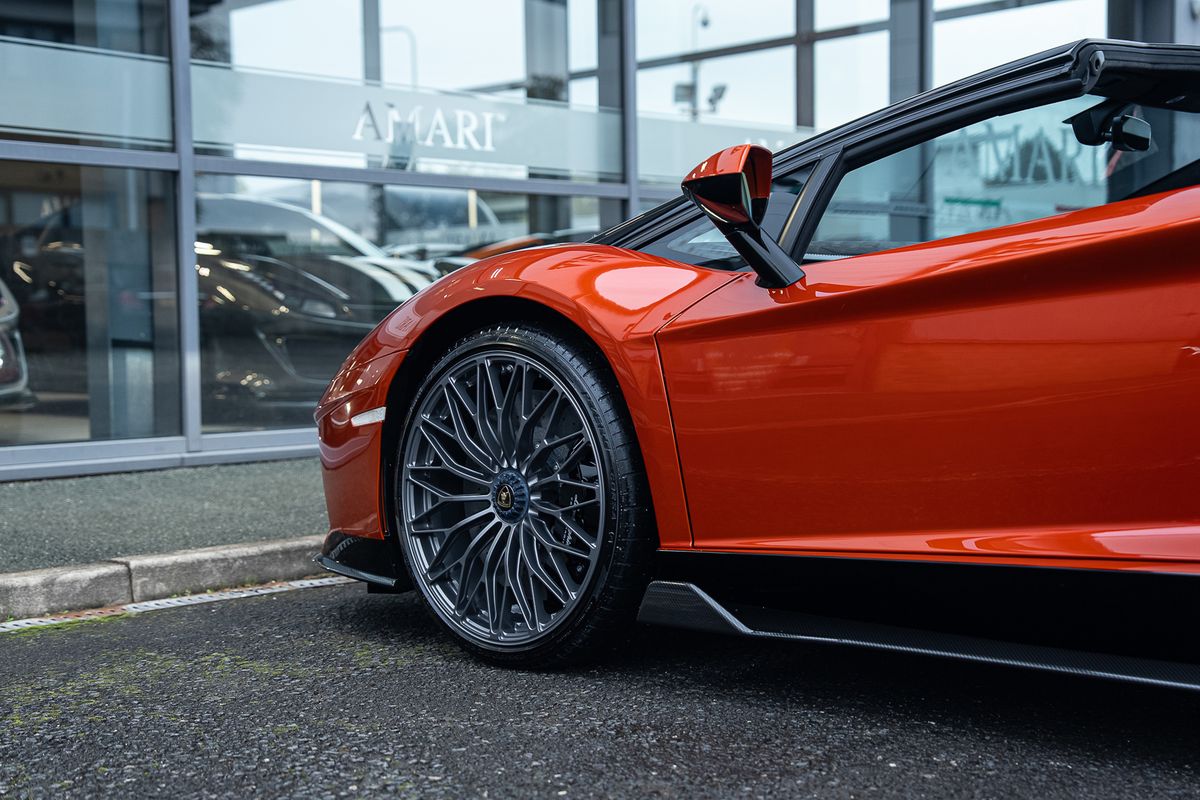 LAMBORGHINI AVENTADOR LP 780-4 ULTIMAE ROADSTER