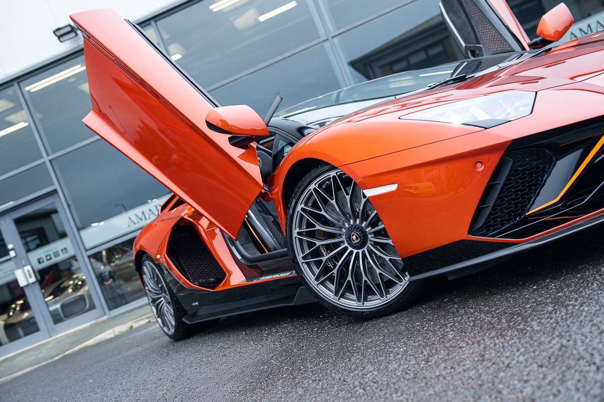 LAMBORGHINI AVENTADOR LP 780-4 ULTIMAE ROADSTER